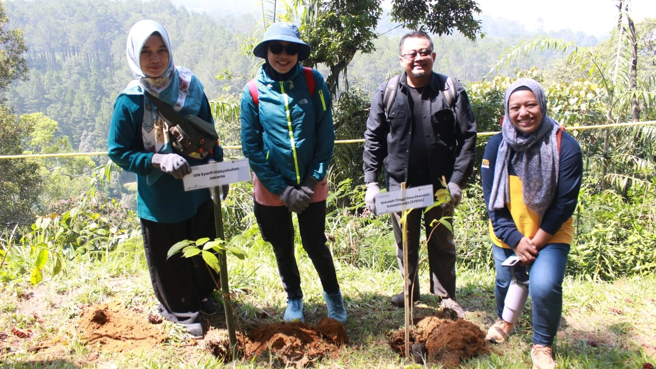 Conference Background 5